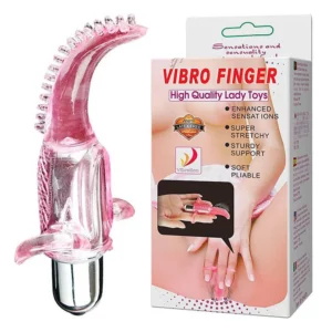 Dedeira cor de rosa com detalhes transparentes.