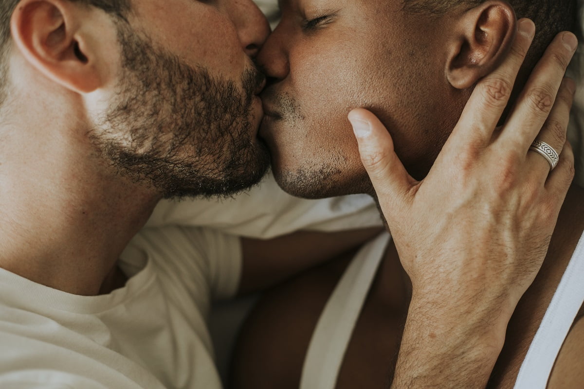 Dicas eróticas para celebrar o Dia do Orgulho LGBTQIA+