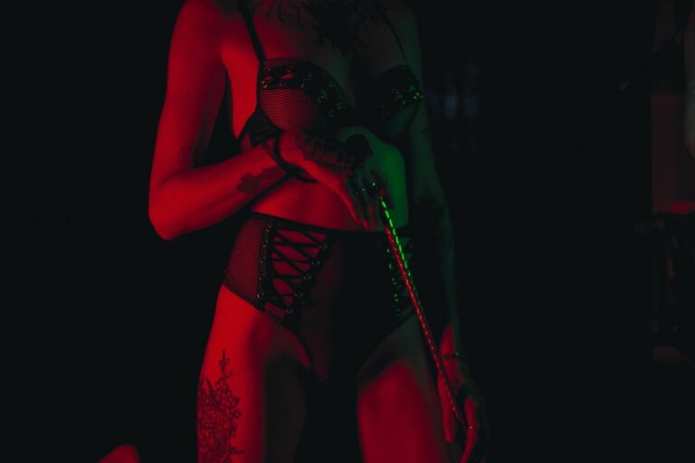 dominatrixxx