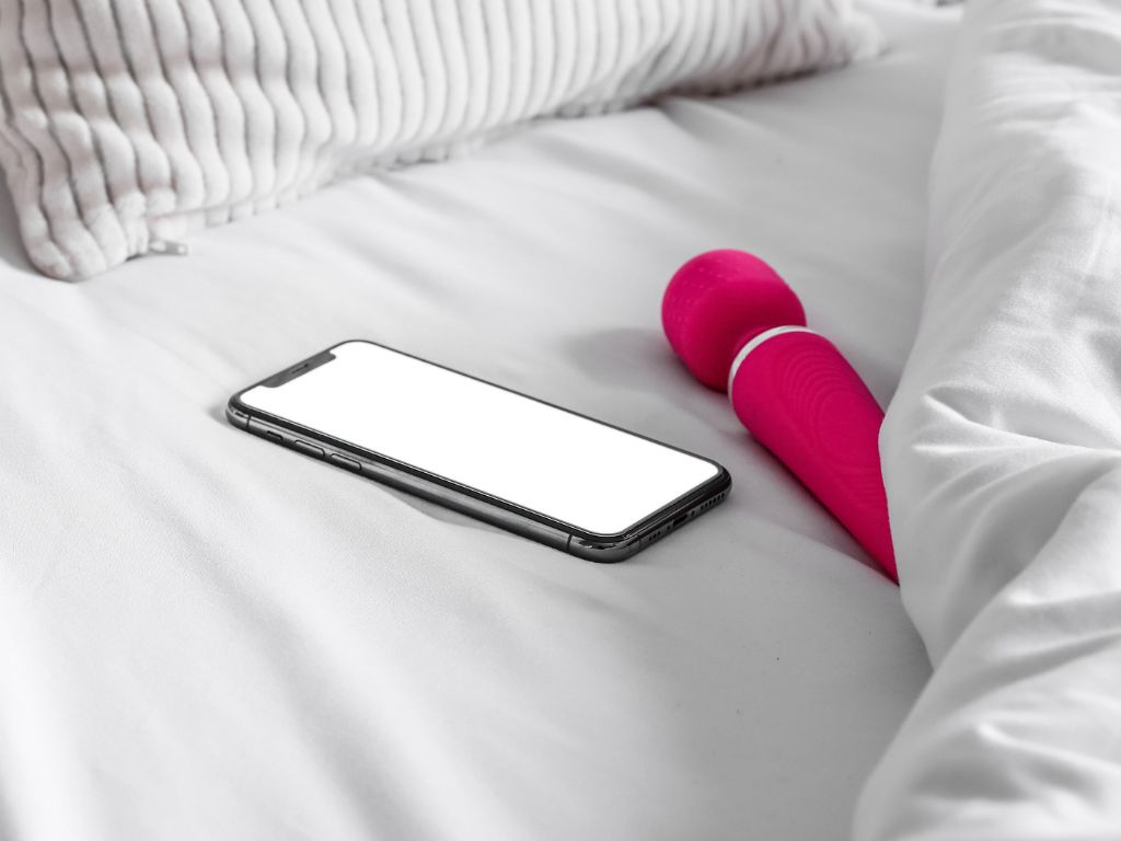 vibrador bluetooth na cama com celular