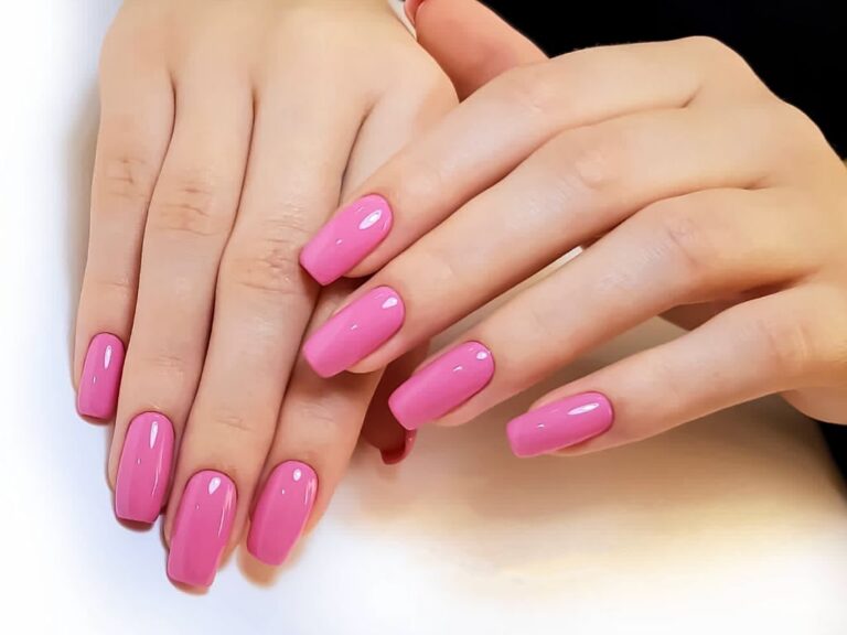 unhas rosa