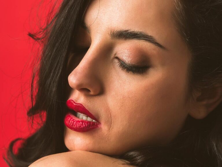 Mulher excitada